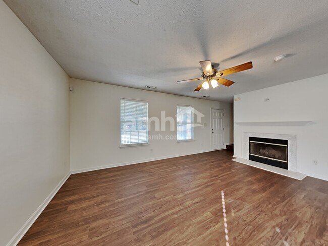 Building Photo - 160 Camforth Drive