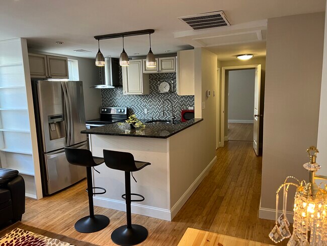 Foto del edificio - 3319 Liberty Heights Ave