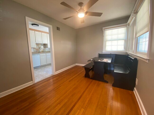 Dining area - 2634 S 15th St