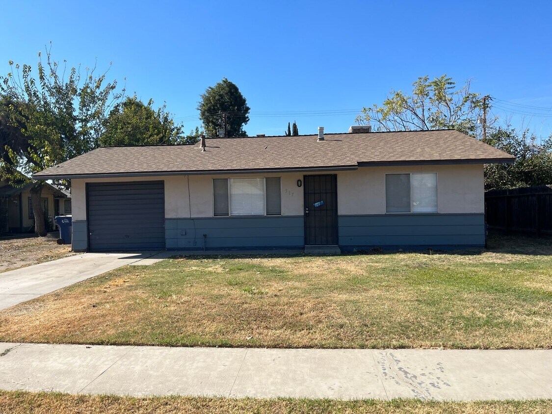 Primary Photo - Recently remodeled home! Just listed!