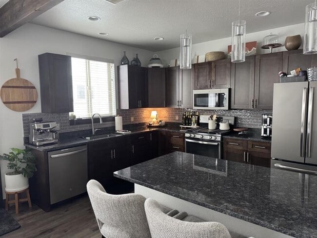 Building Photo - 2485 Aspen Grv