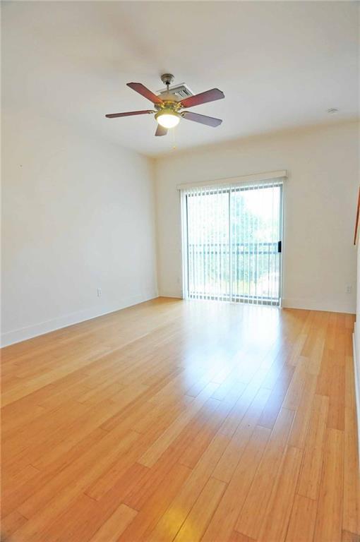 Foto del edificio - 13420 Lyndhurst St