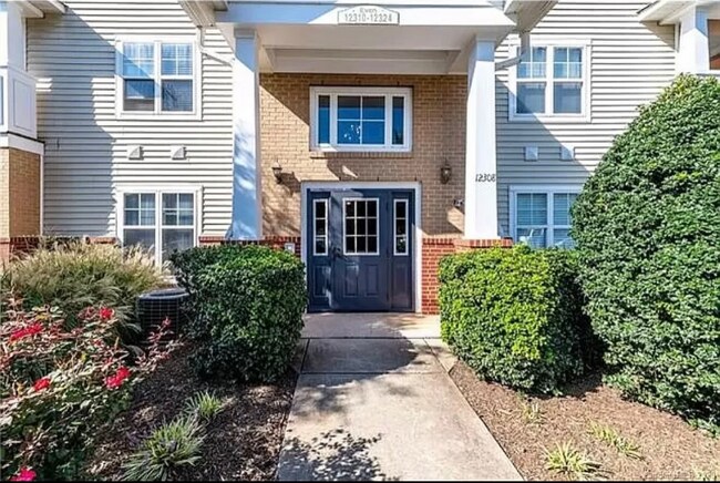 Foto del edificio - 12314 Copper Mountain Blvd