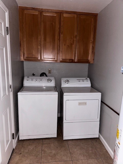 Foto del edificio - 2736 S Whitney Blvd