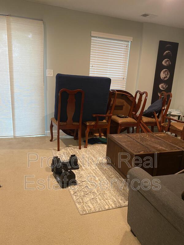 Foto del edificio - 4319 Saltmarsh Ln