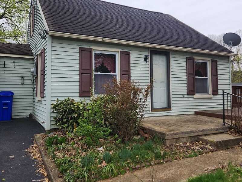Primary Photo - 712 Village Rd
