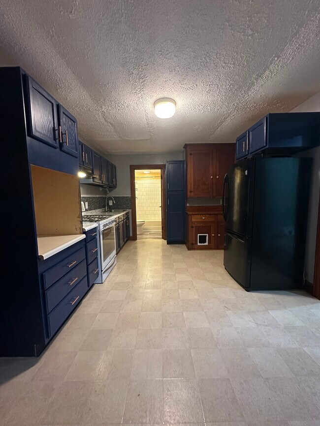 Building Photo - 2644 Poplar St
