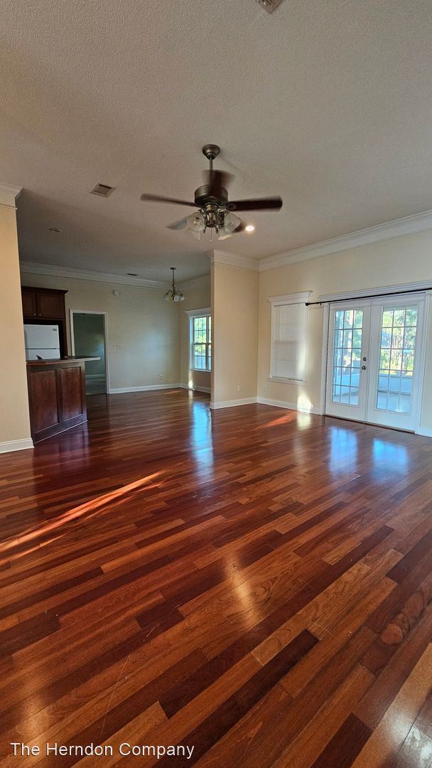 Foto del edificio - 4 br, 2 bath House - 4033 Applecross Road