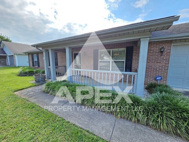 Building Photo - Nice 3 Bd - 2 Ba Brick Front Single Family Home w/Garage in Maryville!