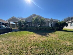 Building Photo - 382 Covered Bridge Dr