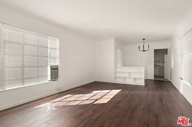 Foto del edificio - 9220 Beverly Blvd