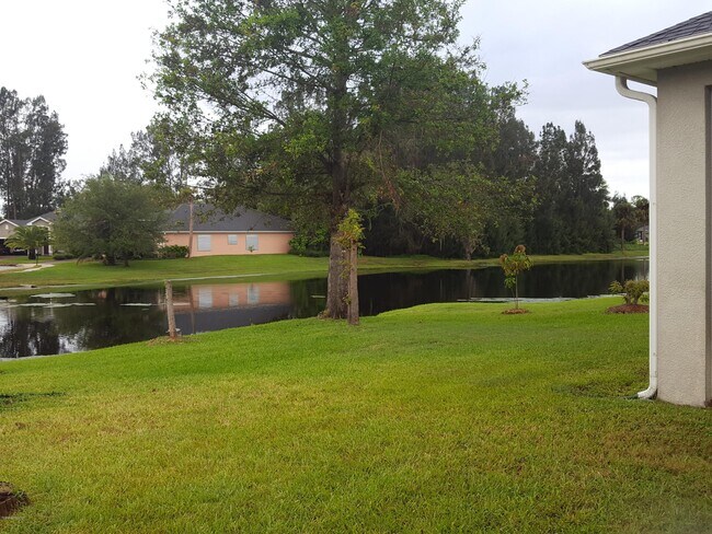 Building Photo - 1340 Cibola Dr