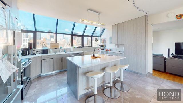 Building Photo - 4 bedroom in New York NY 10016