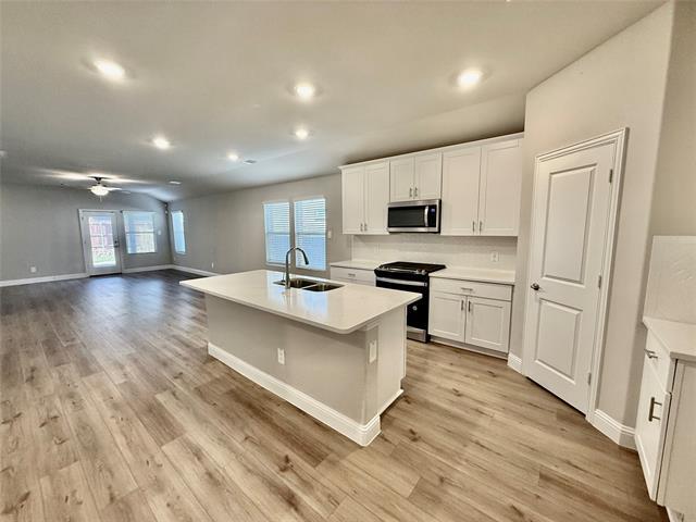 Foto del edificio - 2358 Aspen Hl Dr