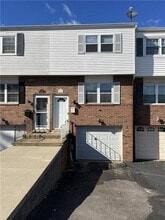 Building Photo - 236 S Grandview Ave