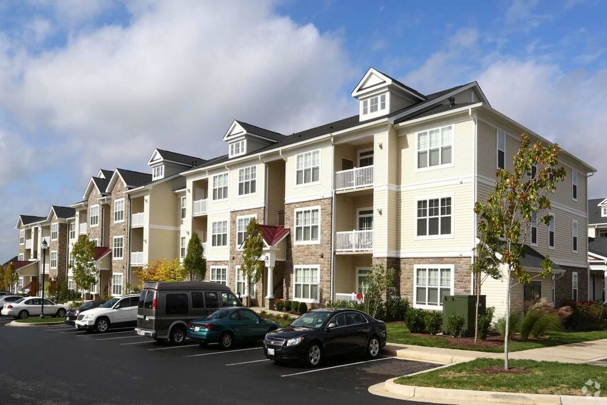 The Elms at Clarksburg Village Rentals - Clarksburg, MD | Apartments.com