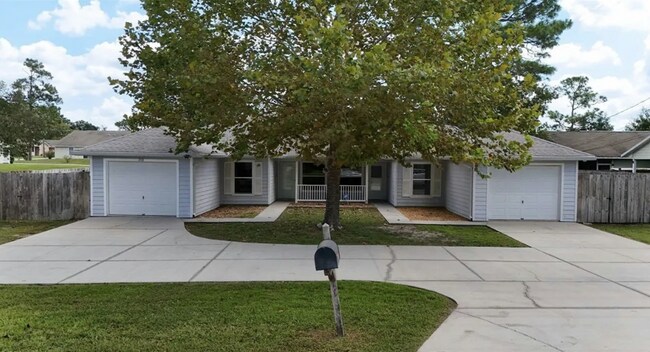 Building Photo - 2131 N Pine Cone Ave