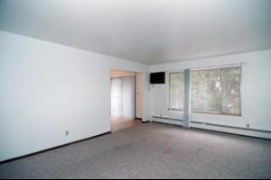 Foto del edificio - 337-339 Holy Hill Rd