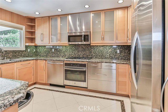 Foto del edificio - 19051 Los Alimos St