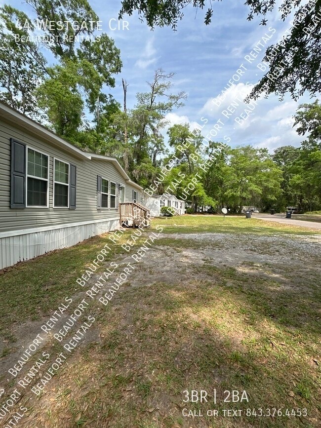 Building Photo - 44 Westgate Cir