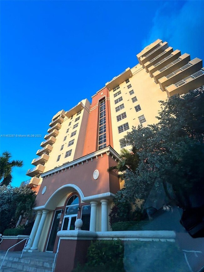 215 SW 42nd Ave Unit 906, Coral Gables, FL 33134 Condo for Rent in