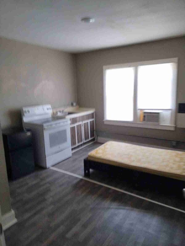 Foto del edificio - 215 Civic St