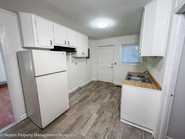 Building Photo - 3079 Marie Cir