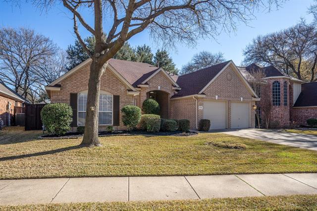Foto del edificio - 2724 Lakehollow Ln