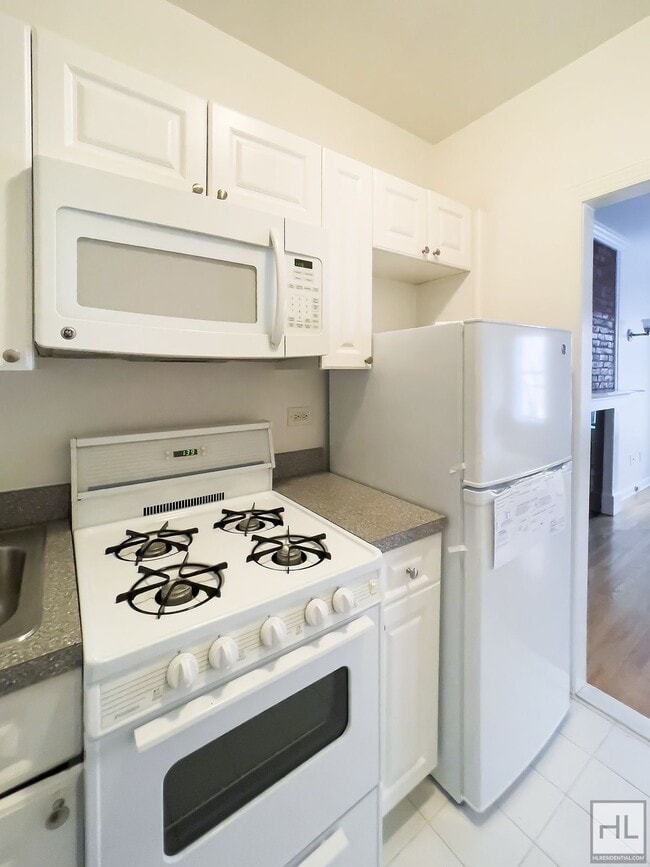 Foto del edificio - WEST 56 STREET