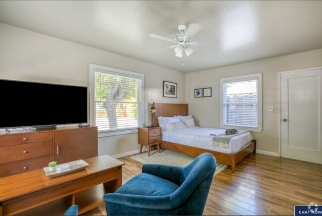 Building Photo - 468 Arleta Ave