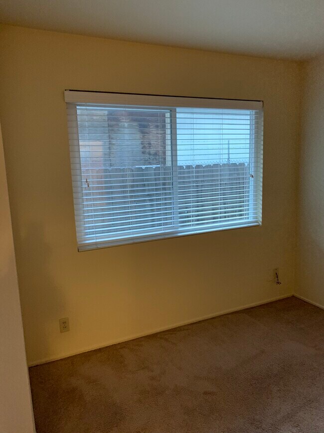 Building Photo - 255 Sunol St