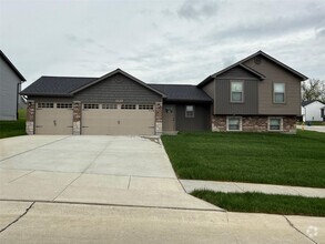 Building Photo - 1135 Baseball Dr