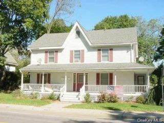 Building Photo - 23 Goshen Ave