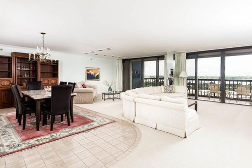 Foto del edificio - 2450 Presidential Way