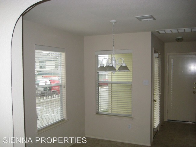 Building Photo - 106 Franke