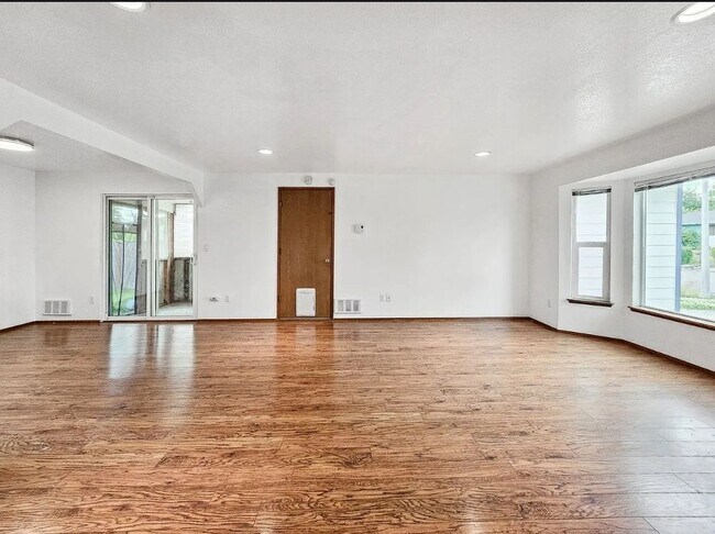 Building Photo - 8829 9th Pl W