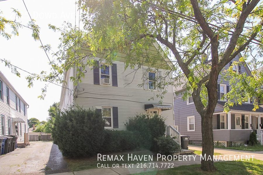 2115 Dowd Ave, Lakewood, OH 44107 Townhome Rentals in Lakewood OH