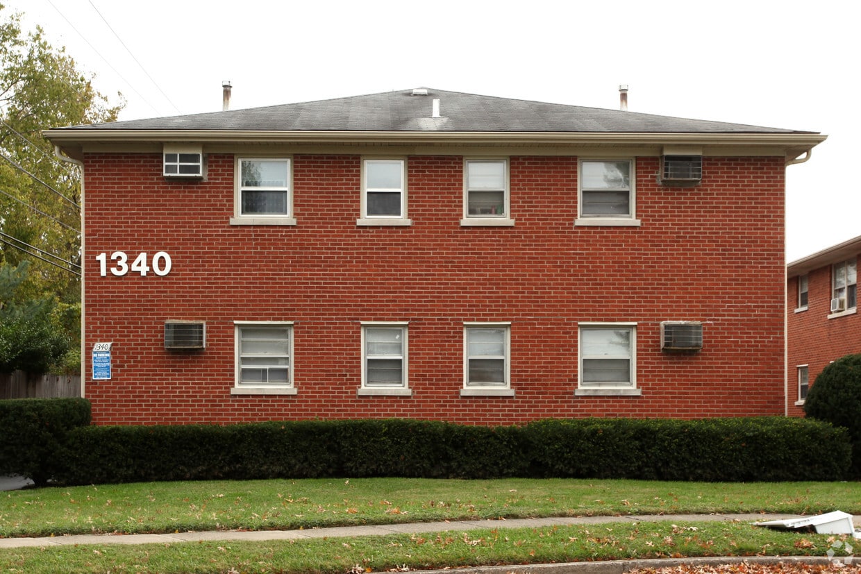 Building Photo - 1340 Royalty Ct