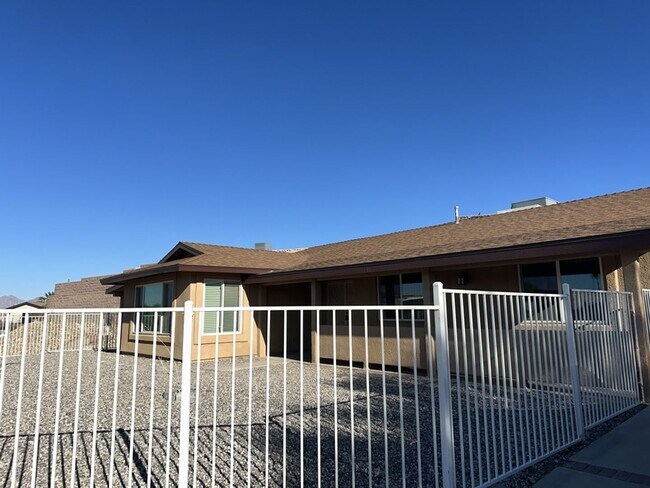 Building Photo - Pending! Unfurnished Full Time
