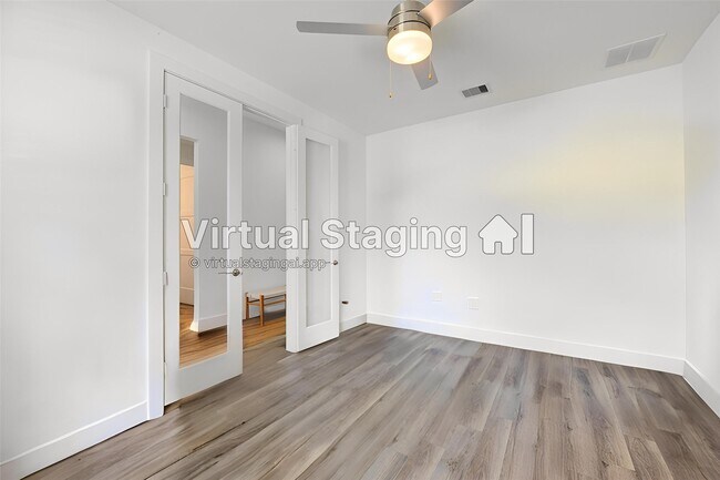Foto del edificio - 13760 Rising Sun Ln