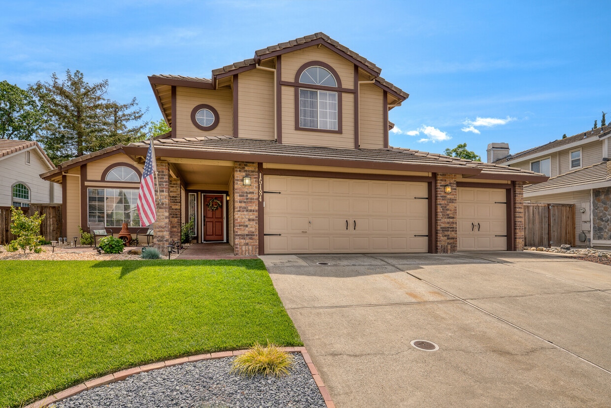 Primary Photo - 15184 Reynosa Dr