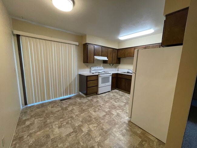 Building Photo - jont463