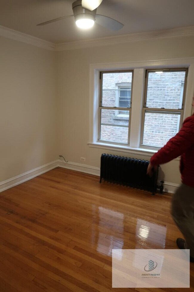 Foto del edificio - 1 bedroom in CHICAGO IL 60630