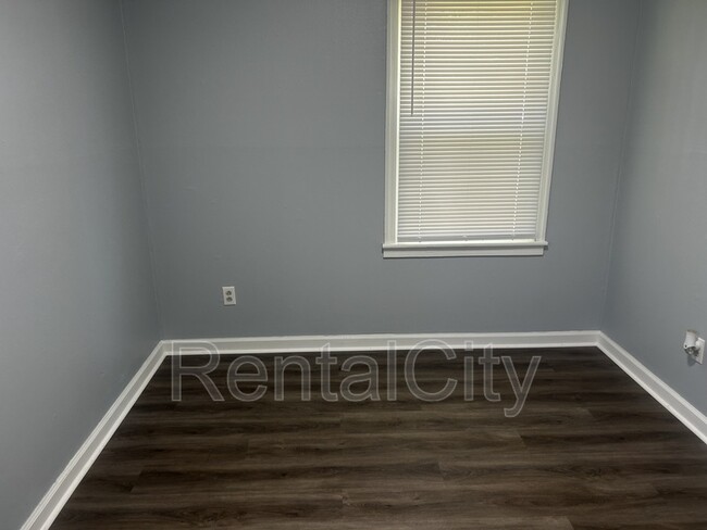Foto del edificio - 4020 Hawthorne St