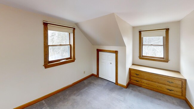 Building Photo - 70 Cushman Rd