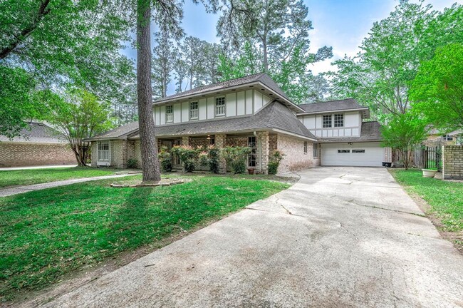 Foto del edificio - 10715 Elmdale Dr