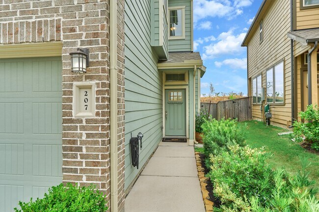 Foto del edificio - 207 Biltmore Loop