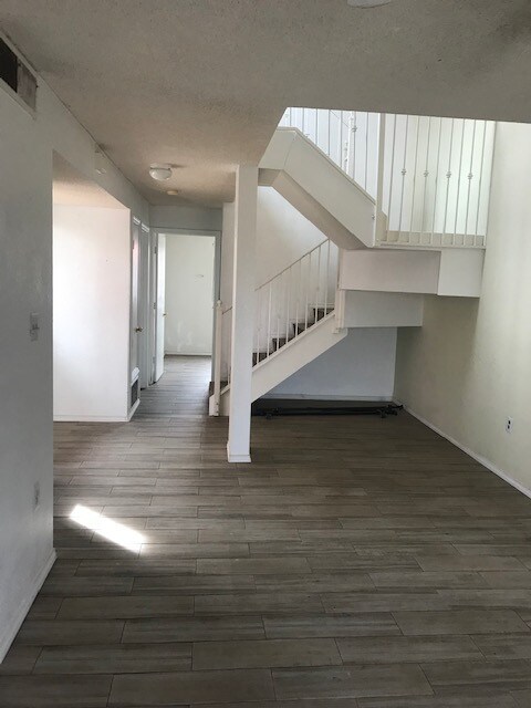 Foto del edificio - 3620 Oasis Dr