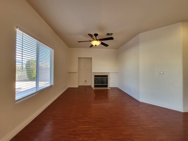 Building Photo - 1158 Founders Ct