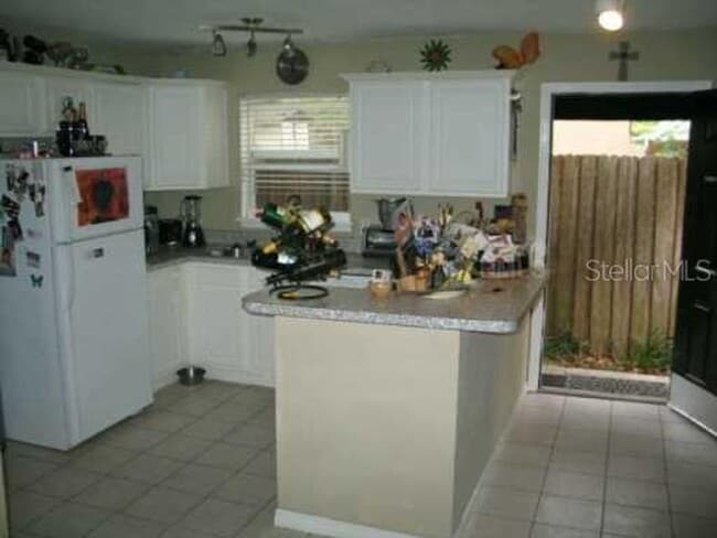 Building Photo - Downtown/Delaney Park apartment